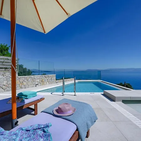 Sea & Cliff Luxury Suites Benitses  Exterior foto