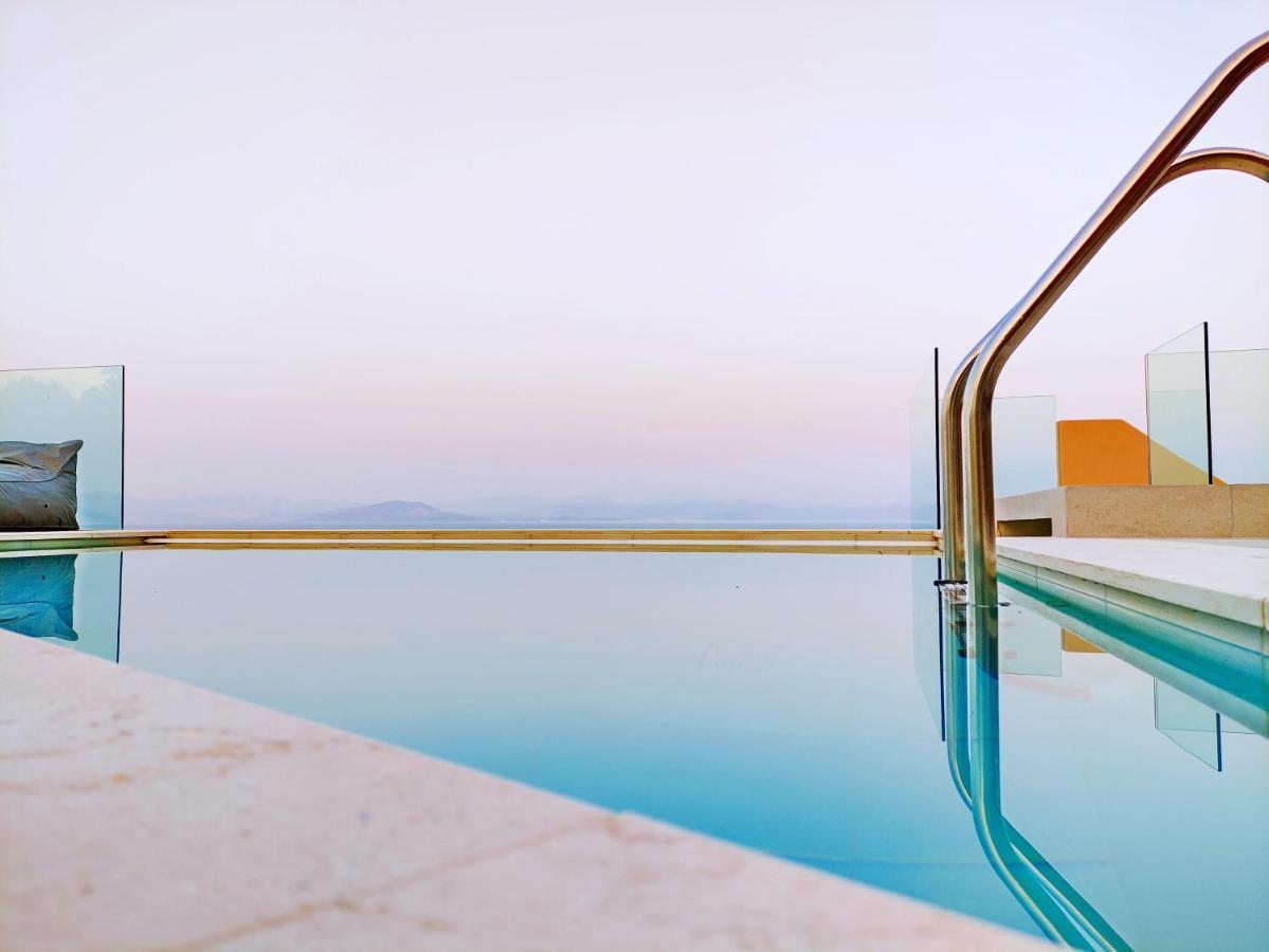 Villa Sea & Cliff Luxury *