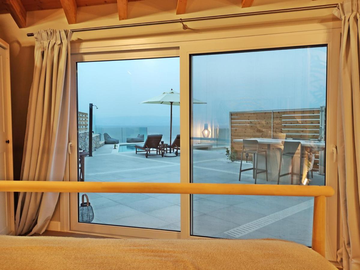 Villa Sea & Cliff Luxury