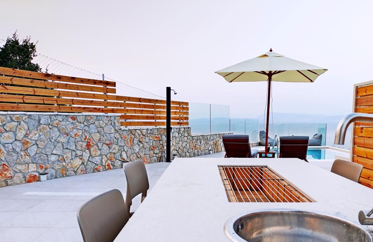 Sea & Cliff Luxury Villa Benitses (Corfu)