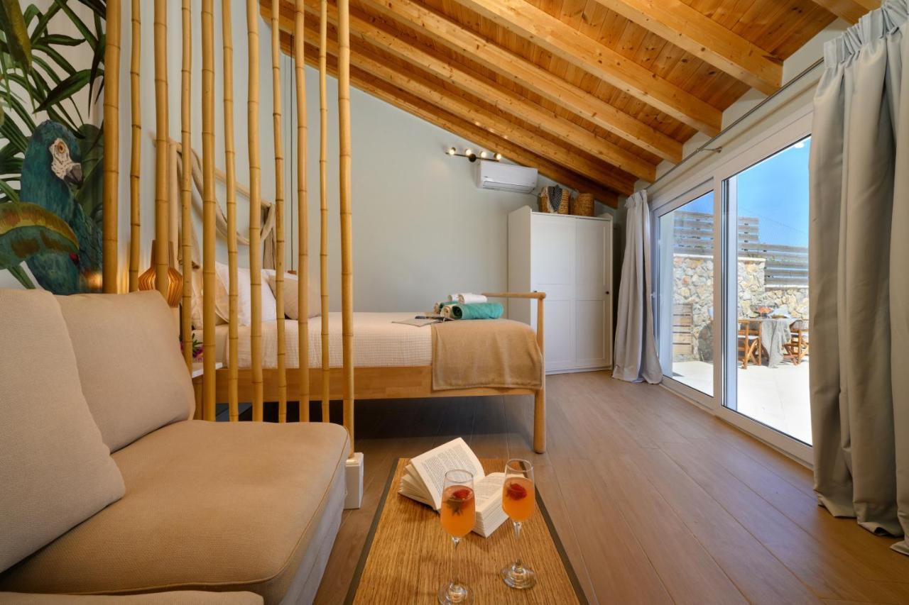 Sea & Cliff Luxury Villa Benitses (Corfu)