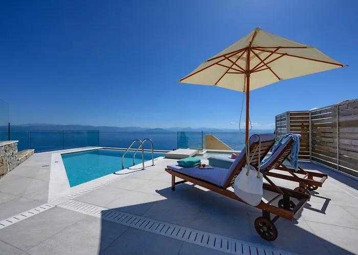 Sea & Cliff Luxury Suites