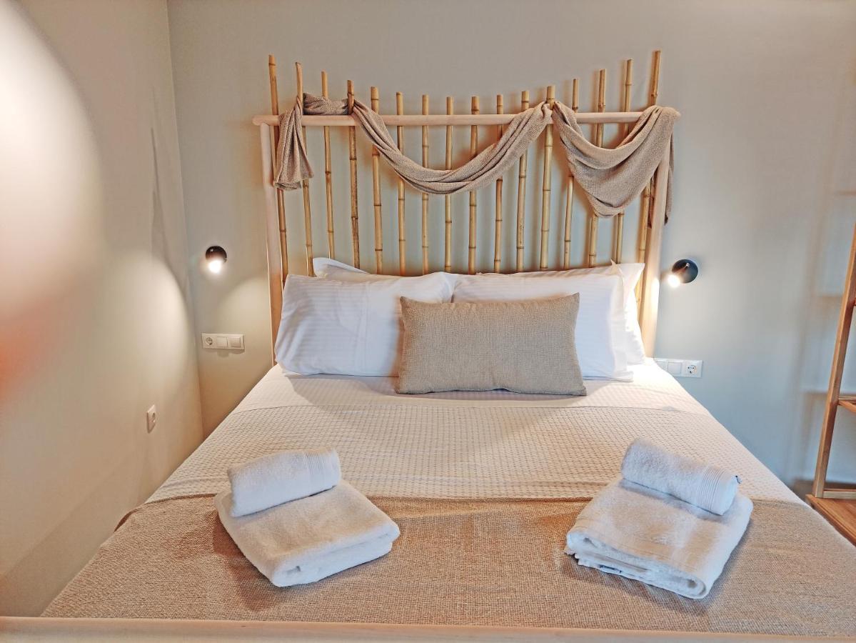 Sea & Cliff Luxury