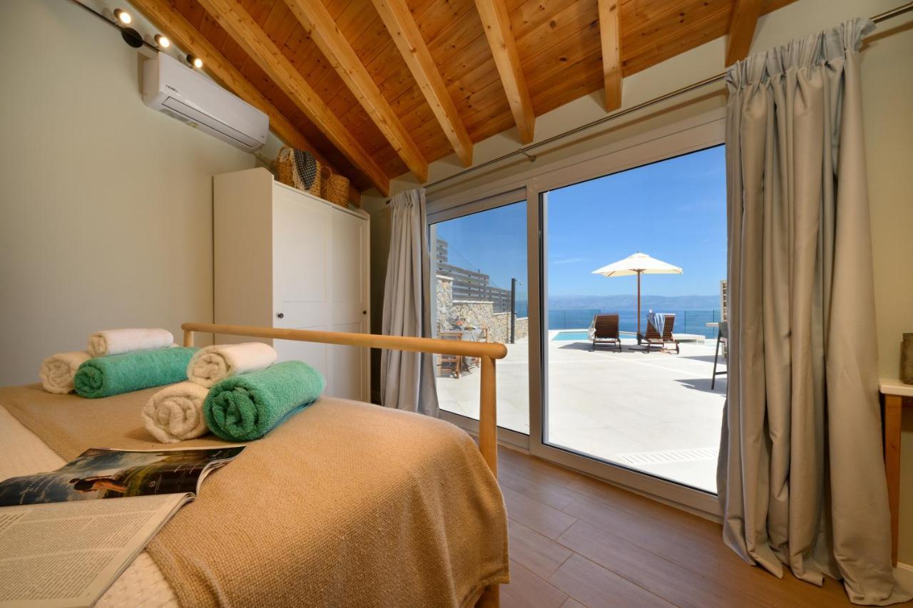 Villa Sea & Cliff Luxury